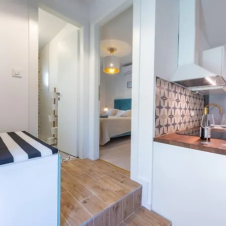 Stunning With Sea View In Croatia Apartment Mlini