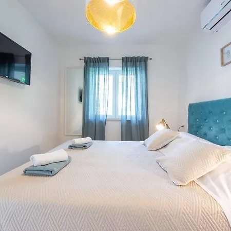 Stunning With Sea View In Croatia